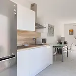 Villa Beautiful Bruna With Jacuzzi In Porec