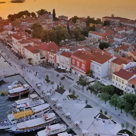 Вілла Beautiful Bruna With Jacuzzi In