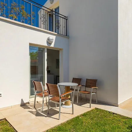 Beautiful Bruna With Jacuzzi In * Poreč