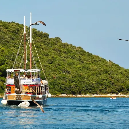 Villa Beautiful Bruna With Jacuzzi In *