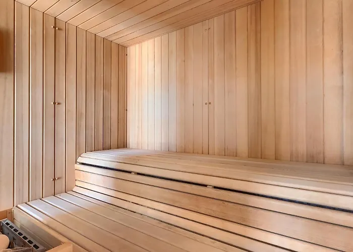 וילה Beautiful Bruna With Jacuzzi In פורץ