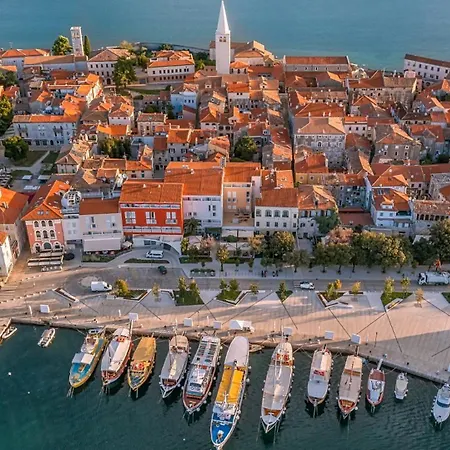 别墅 Beautiful Bruna With Jacuzzi In *