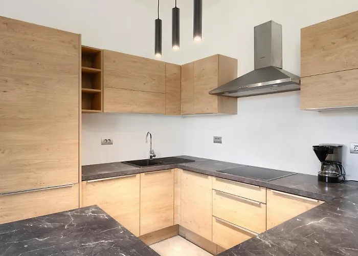 Beautiful Bruna With Jacuzzi In Βίλα Πόρετς