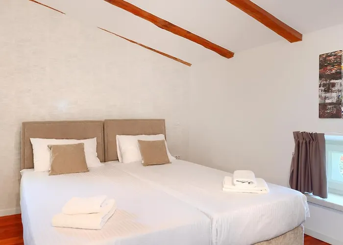 Villa Beautiful Bruna With Jacuzzi In *