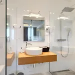 Beautiful Bruna With Jacuzzi In
