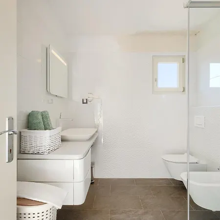 Villa Beautiful Bruna With Jacuzzi In *